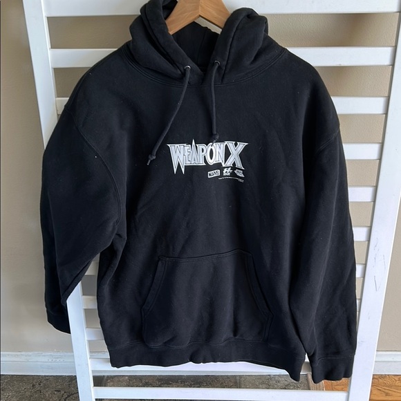 HUF x Marvel Wolverine "Weapon X" Adult Black Hoodie Comics Windsor-Smith Large - Picture 2 of 10